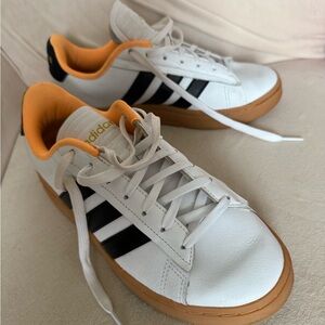 Adidas Originals Grand Court Alphas Size 8